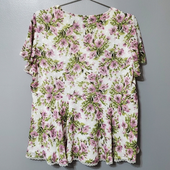 Torrid Pink Floral V-Neck Babydoll Sheer Blouse Size 1 - Picture 4 of 6